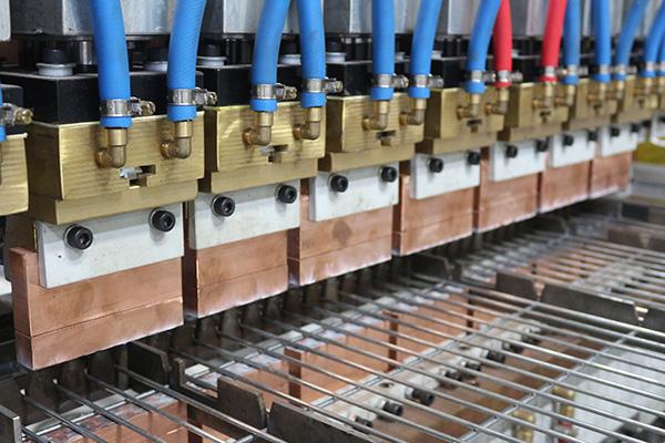 500-1000KG Máquina de soldadura de malla de alambre de alta capacidad de carga máxima con 2-10 número de puntos de soldadura 4