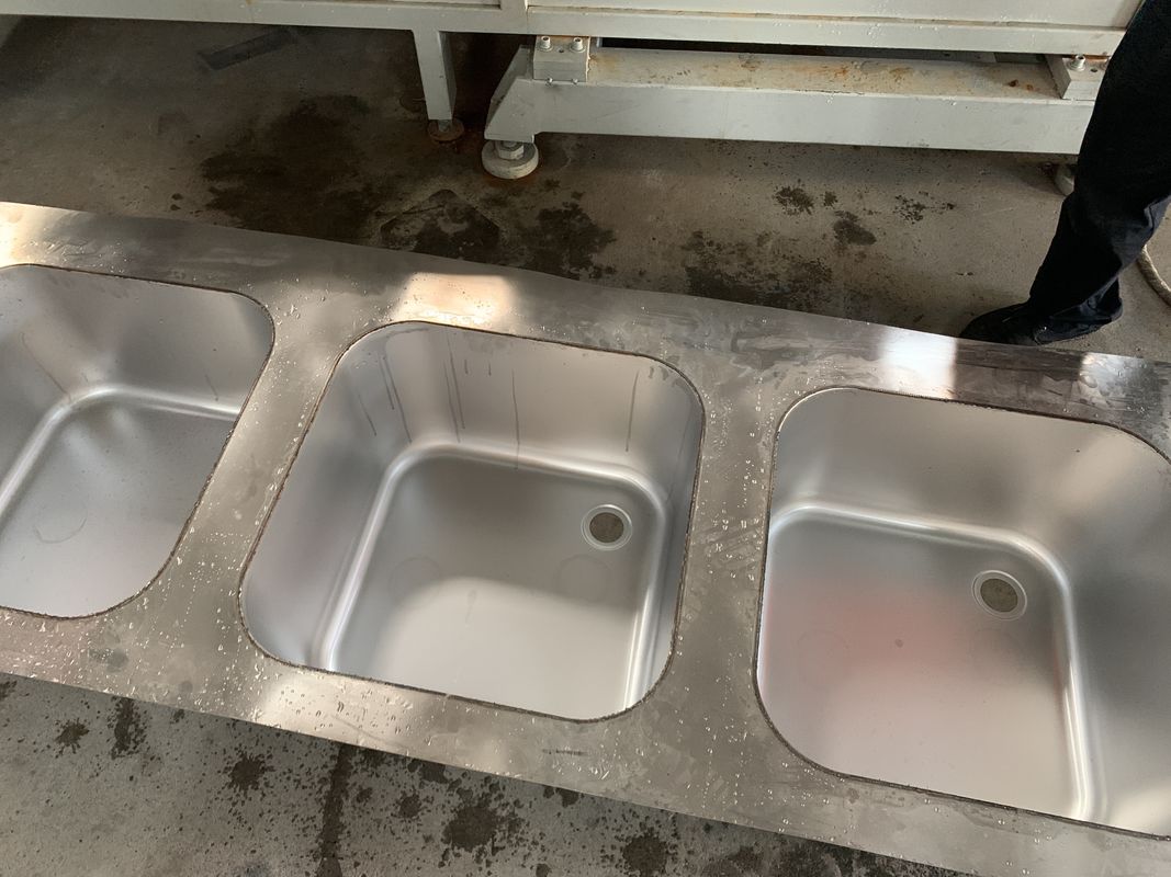 Máquina automática de soldadura de costura para cuenco de acero inoxidable de tipo italiano