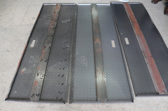 Máquina de soldadura por puntos de doble cabeza y cabeza múltiple móvil automática CNC para panel de puerta