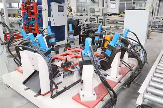 Hwashi IBC Cuadro de jaula Máquina de soldadura automática Línea de producción de descarga de malla Cuadro de base de brazo mecánico Máquina de soldadura