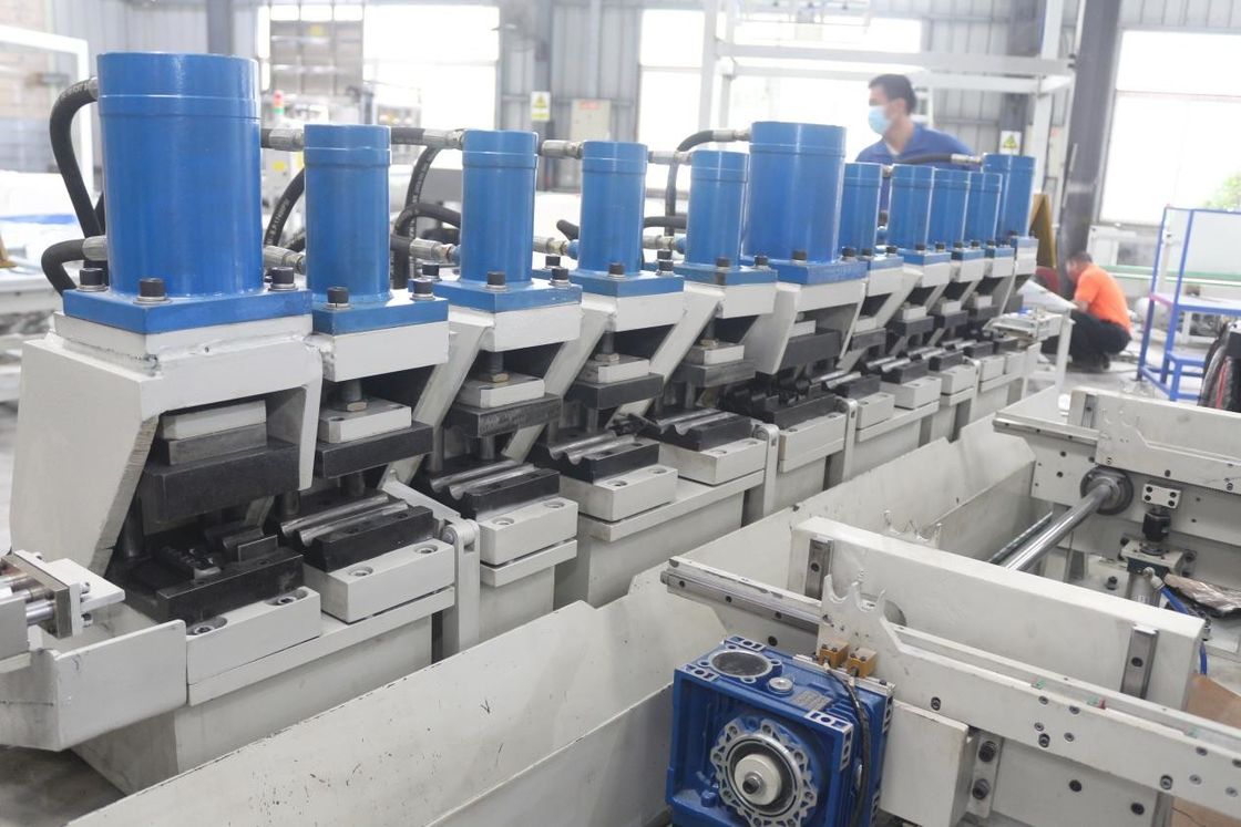 Máquina automática de prensado y moldeo de tubos cortos IBC de Hwahsi para tubos de marco IBC